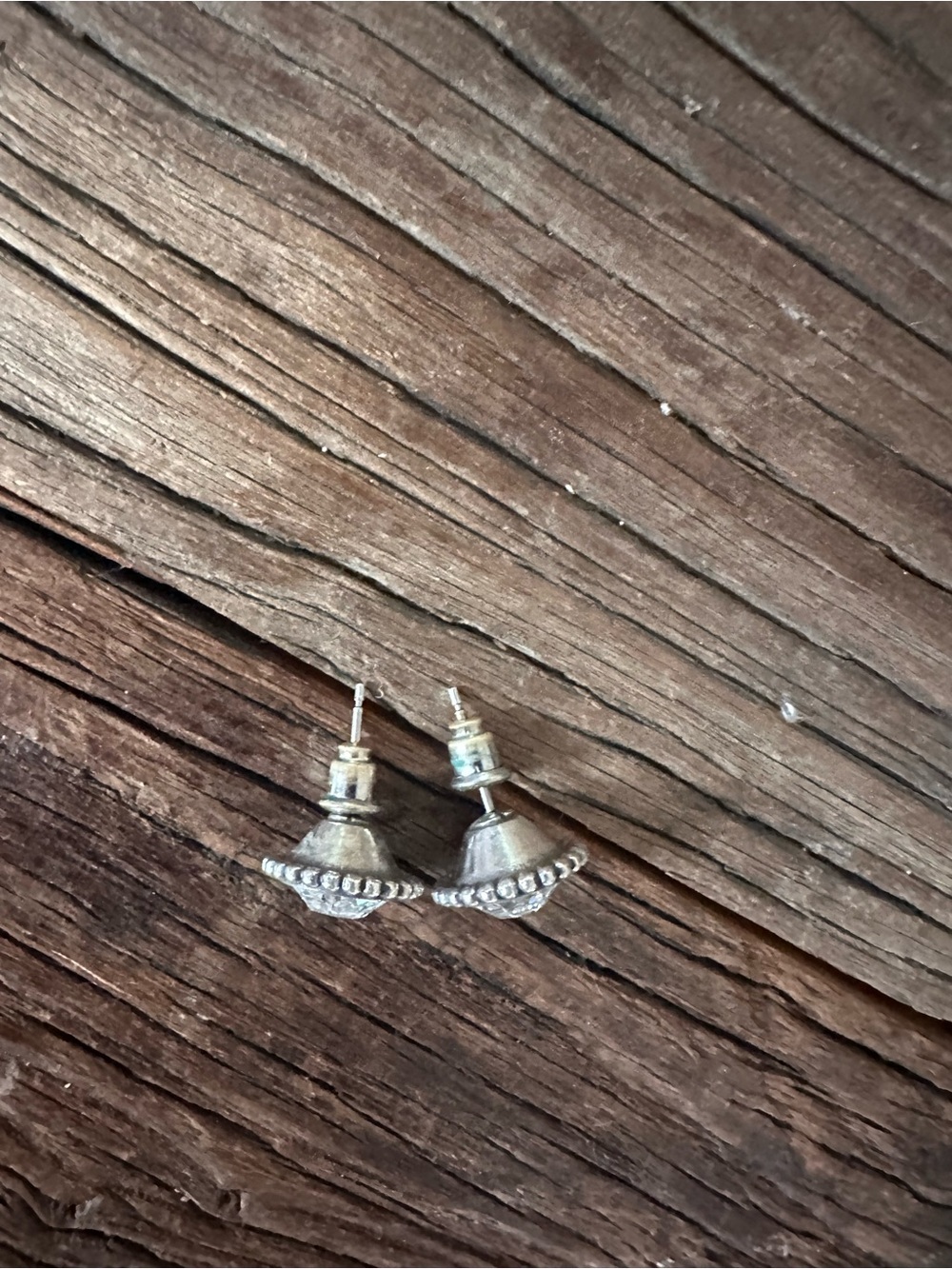 Brighton 🖤 Twinkle Large Post Earrings - Picture 2 of 3